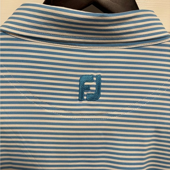 FootJoy Golf Polo Shirt – Light Blue & White Stripe – Size 2XL - Picture 3 of 6